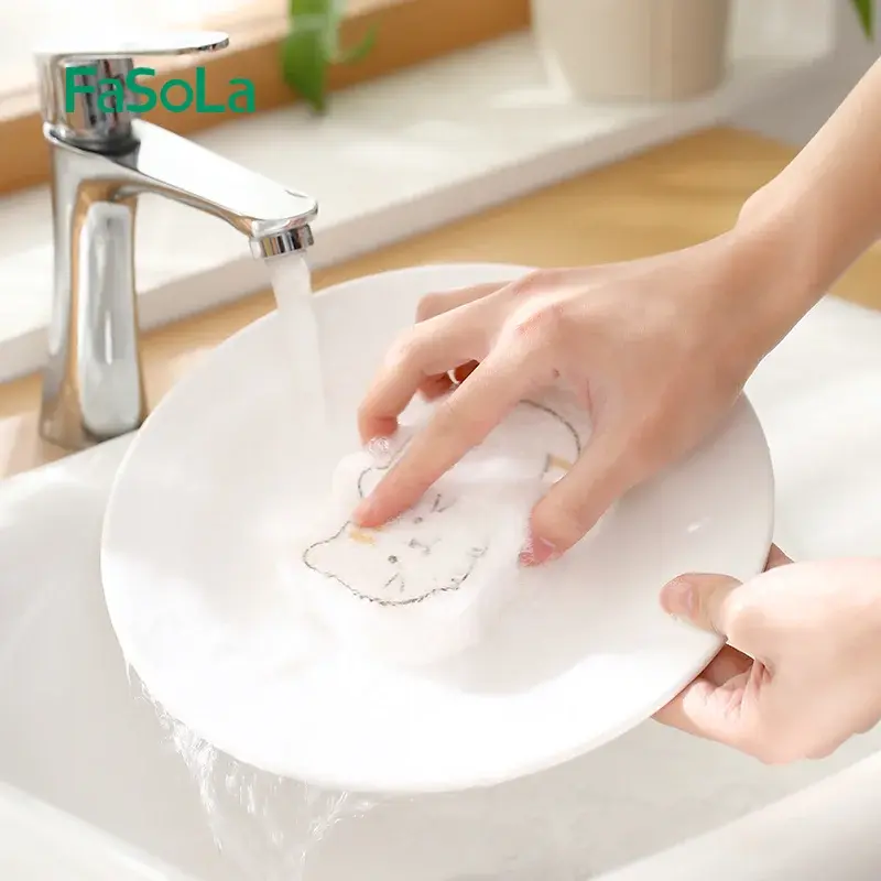 Compressed Wood-Pulp Cotton Cleaning Sponge